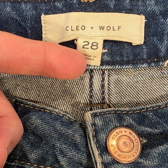 Cleo & Wolf 28 (US 6) Denim Shorts High Rise Button Fly Stretch Cuffed Cowgirl - Picture 5 of 10